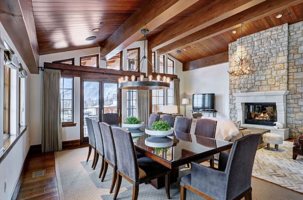 Photo of Livingroom in Vail