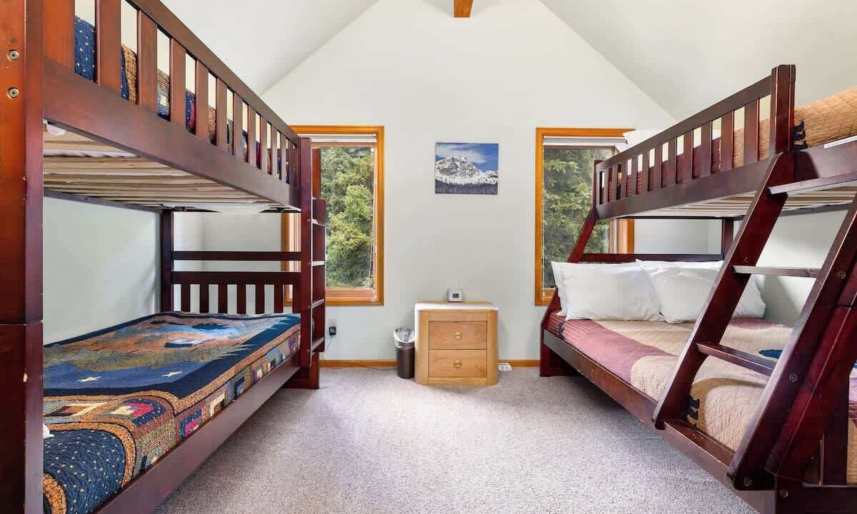 Photo of Bedroom in Quandary Village