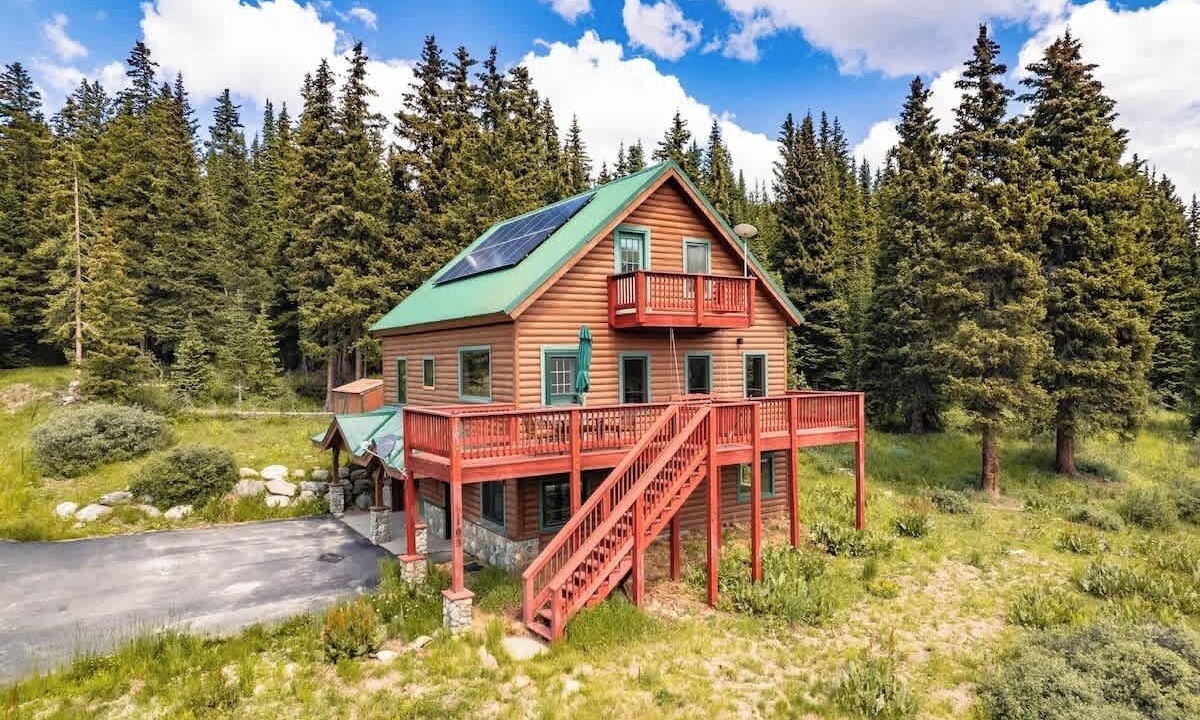 Photo of Outdoor in Quandary Village