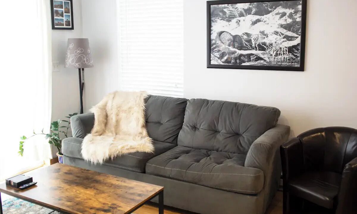 Photo of Livingroom in Summit Cove