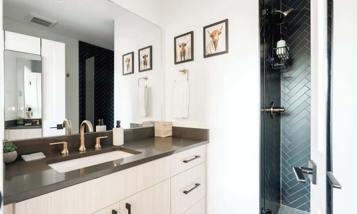Photo of Bathroom in Fraser