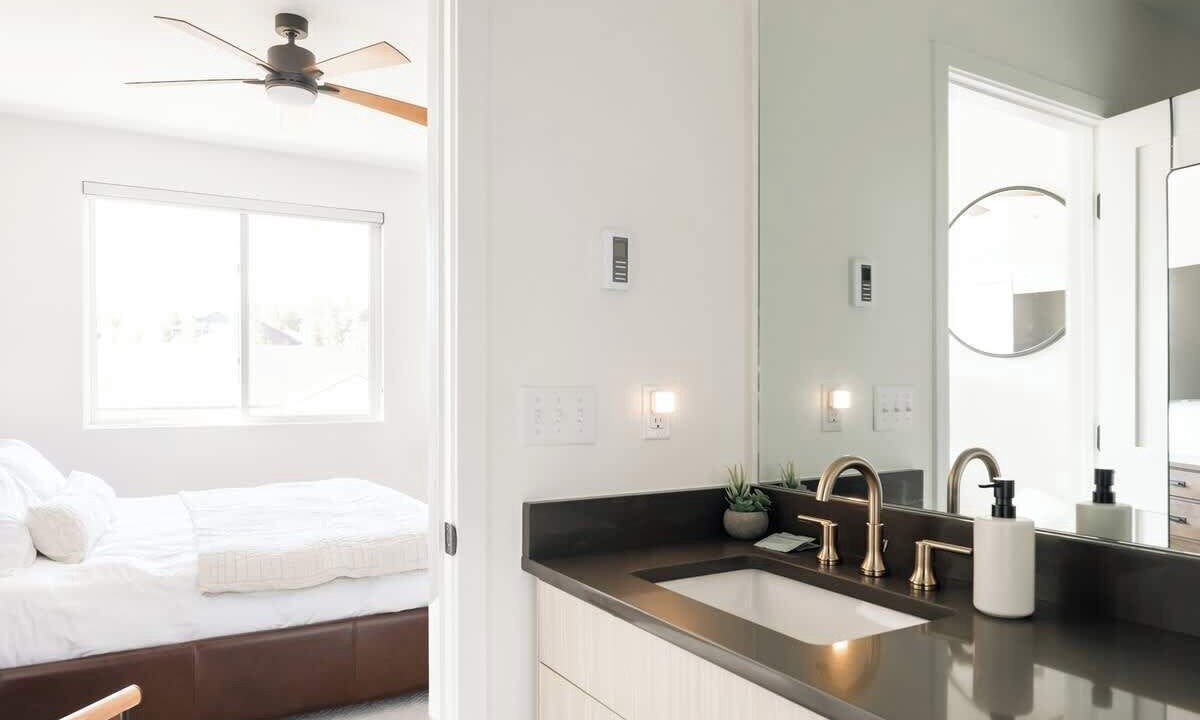 Photo of Bathroom in Fraser