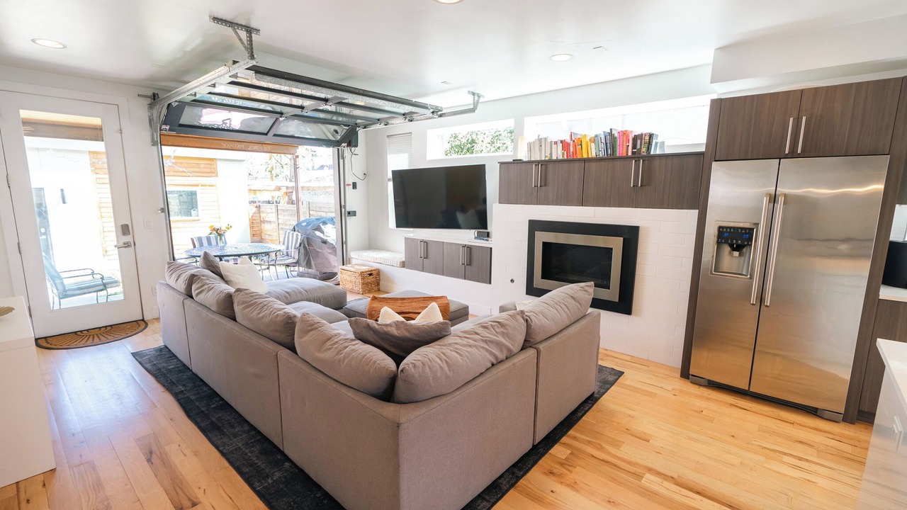 Photo of Livingroom in Sloan Lake