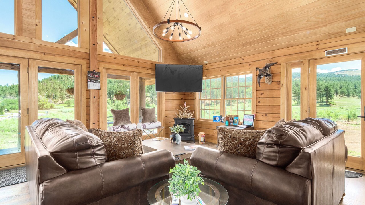 Photo of Livingroom in Deckers