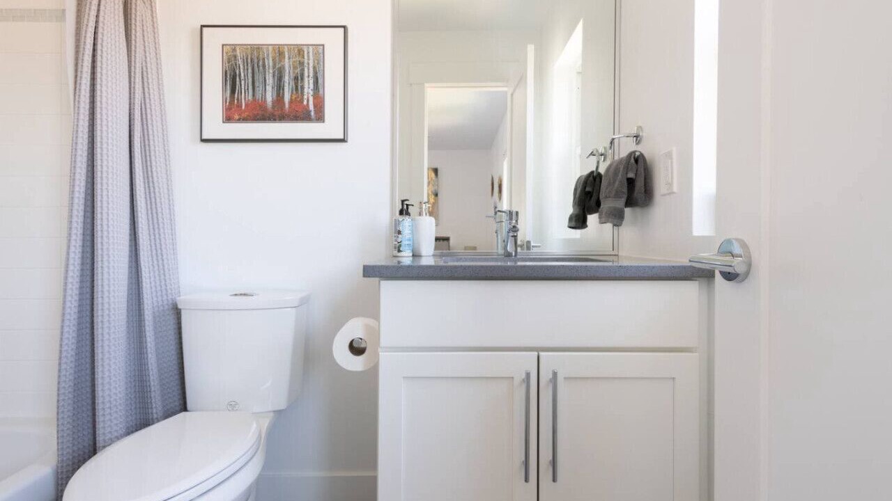 Photo of Bathroom in Sunnyside