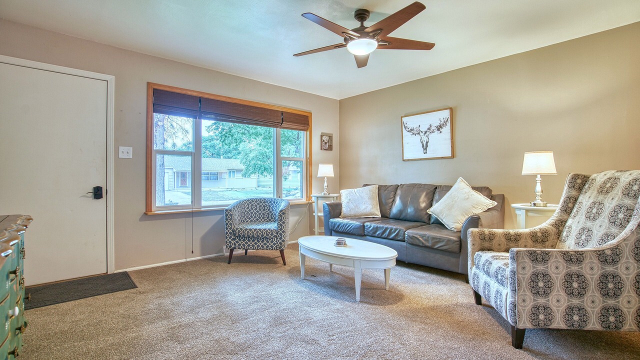 Photo of Livingroom in Sterling