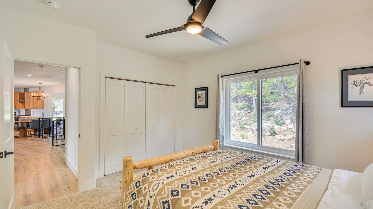 Photo of Bedroom in Twin Lakes
