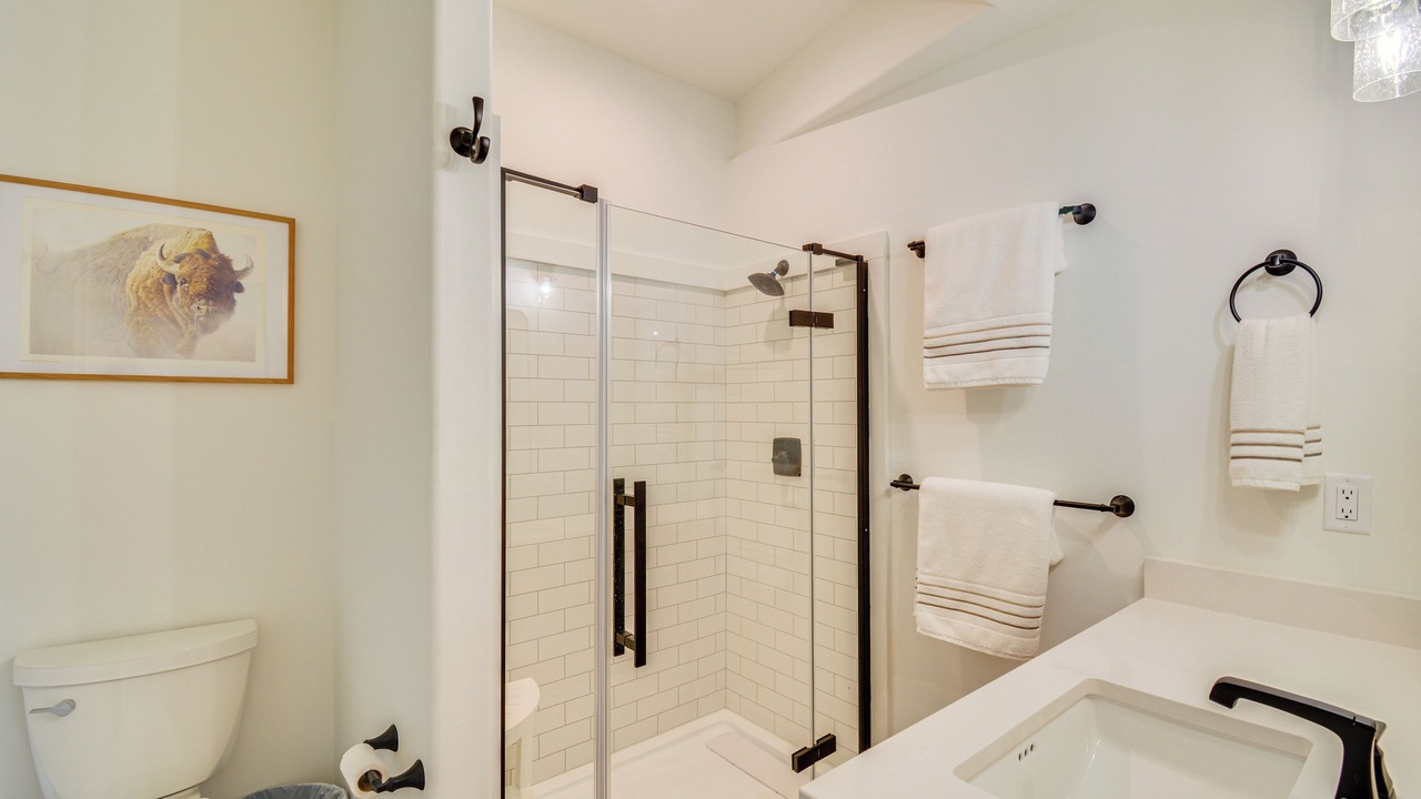 Photo of Bathroom in Twin Lakes