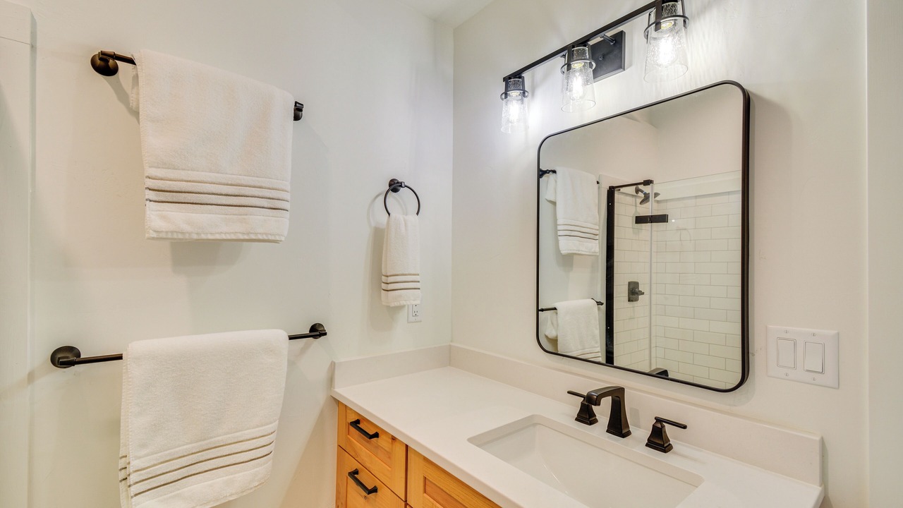 Photo of Bathroom in Twin Lakes