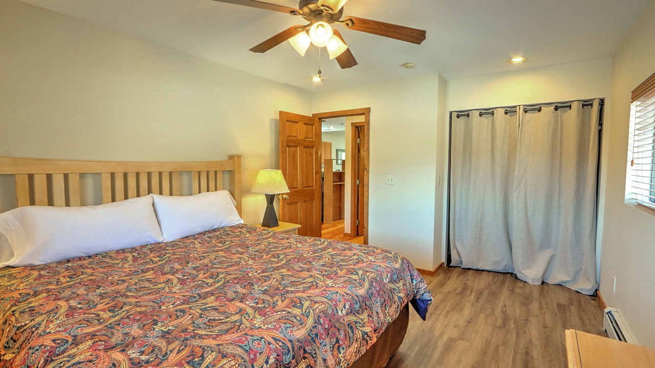Photo of Bedroom in Glenwood Springs