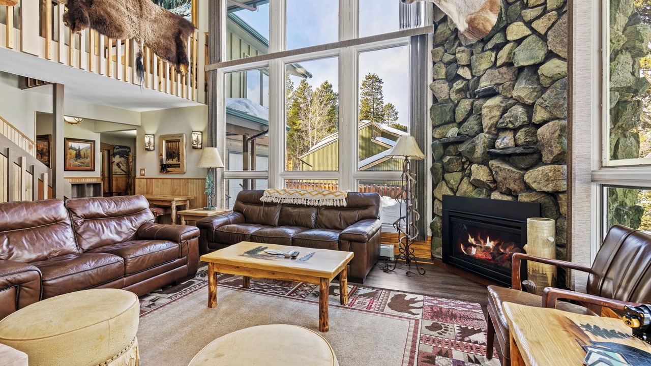 Photo of Livingroom in Warrior's Mark