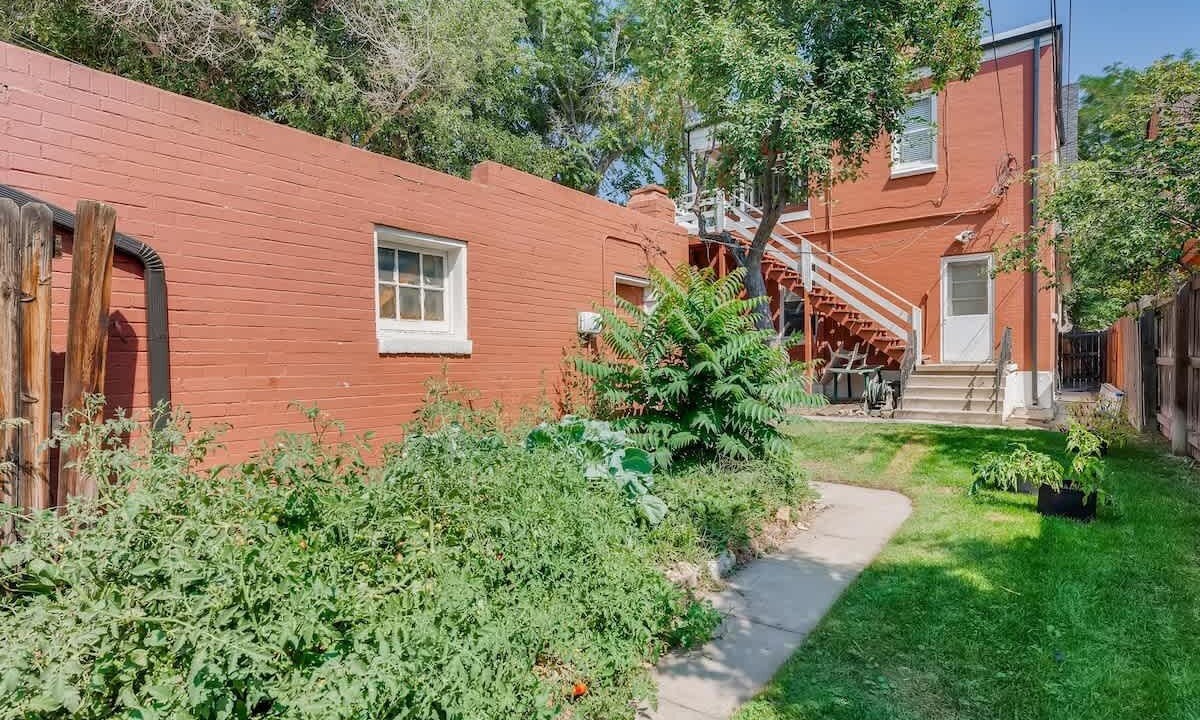 Photo of Outdoor in Washington Park West