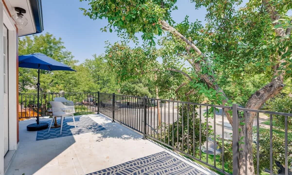 Photo of Patio Balcony in Washington Park West