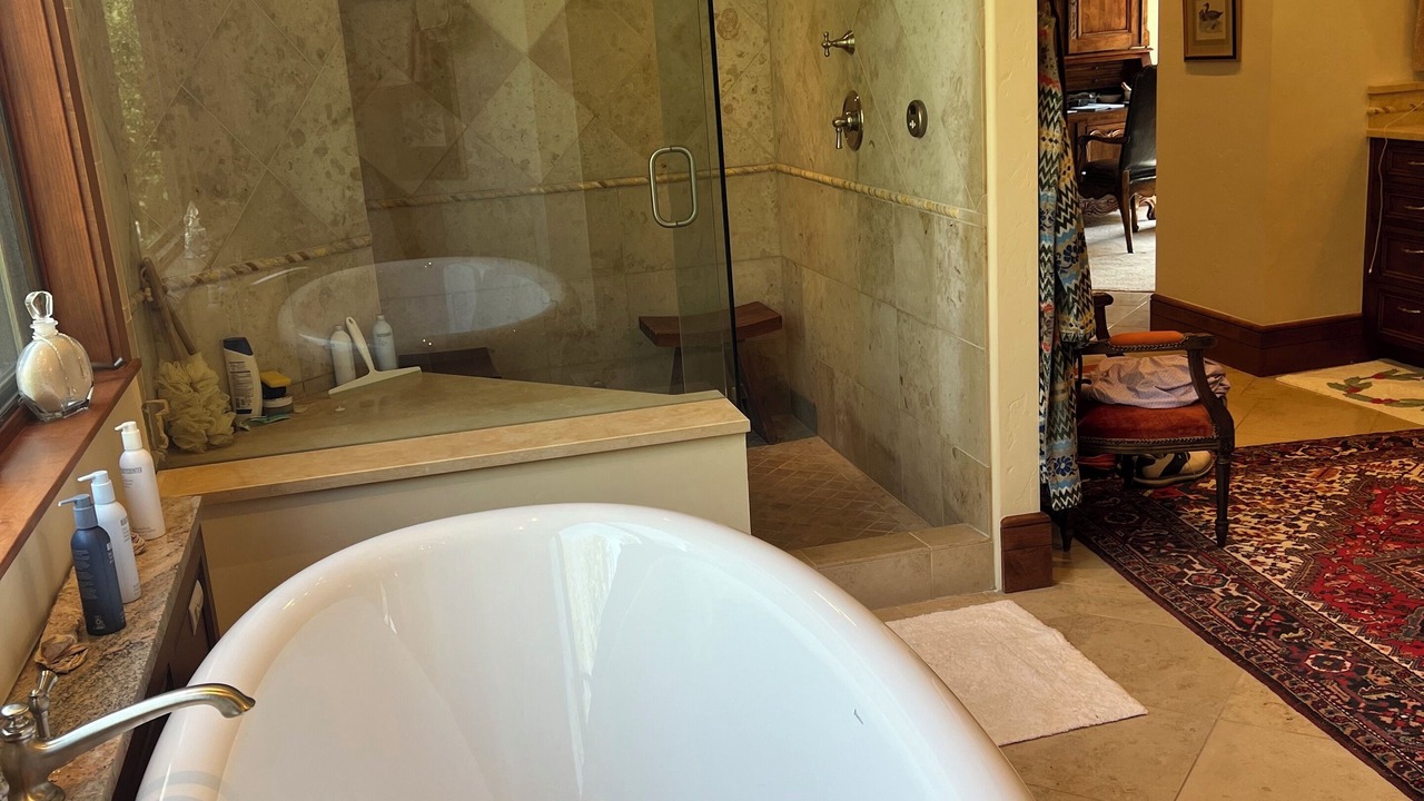 Photo of Bathroom in Carbondale