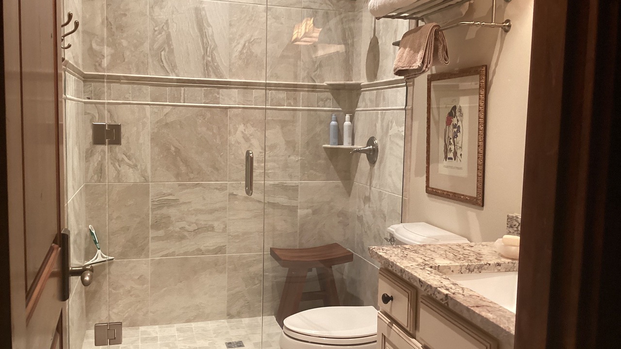 Photo of Bathroom in Carbondale