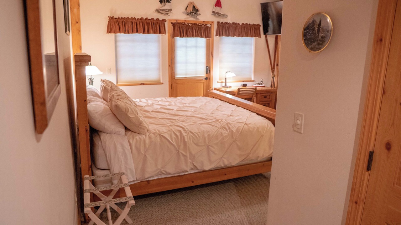 Photo of Bedroom in Purgatory