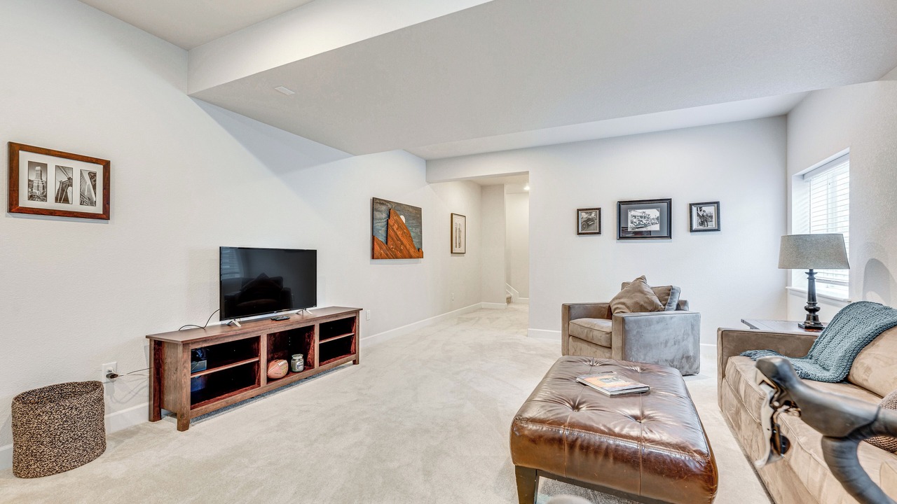 Photo of Livingroom in Erie