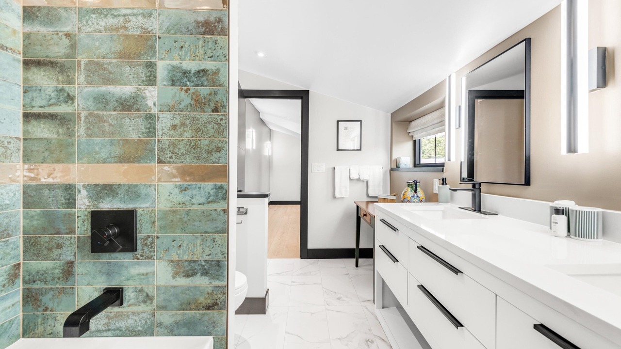 Photo of Bathroom in Newlands