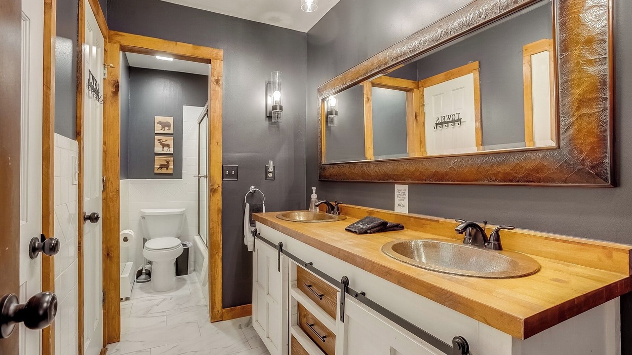 Photo of Bathroom in Evergreen West Central