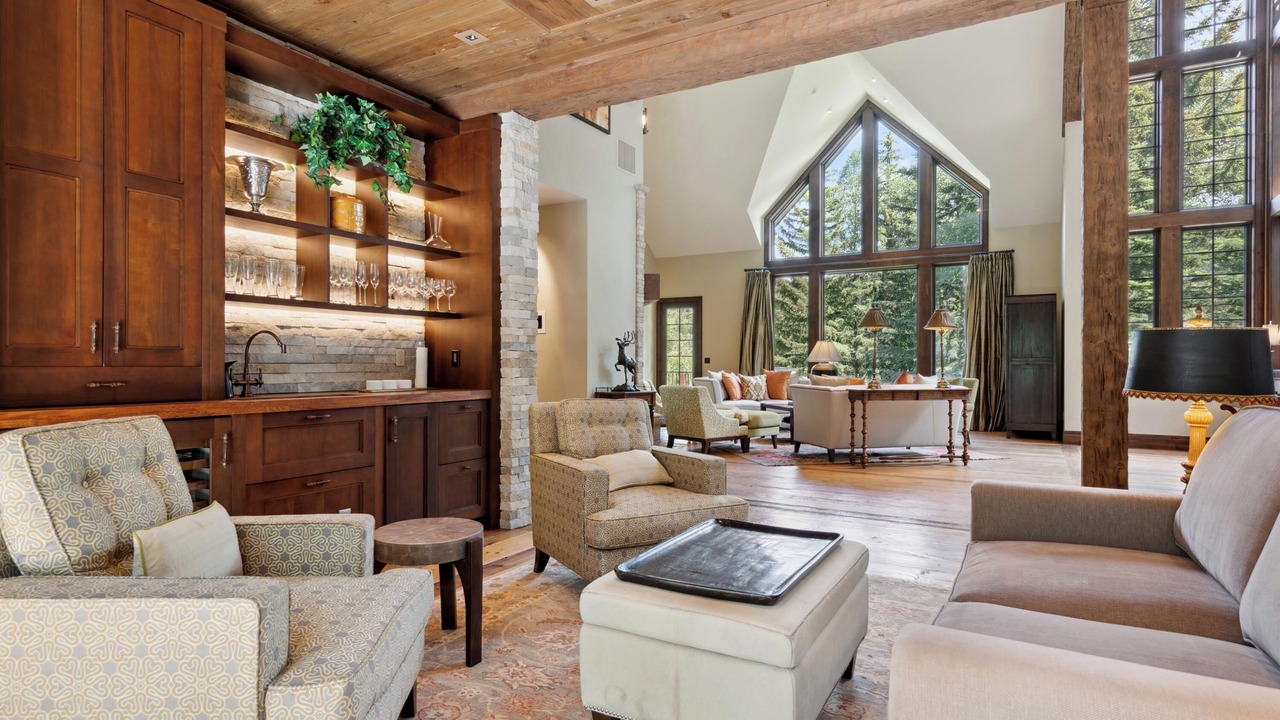 Photo of Livingroom in Beaver Creek