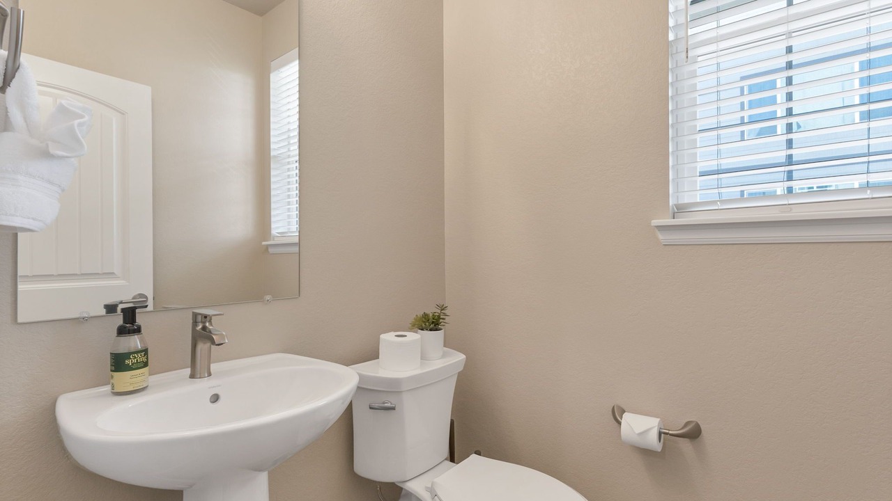 Photo of Bathroom in Dupont