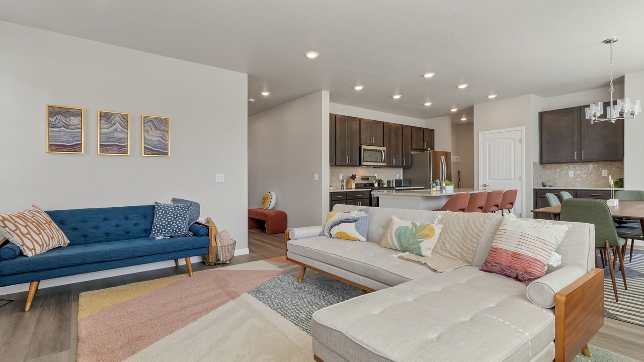 Photo of Livingroom in Dupont