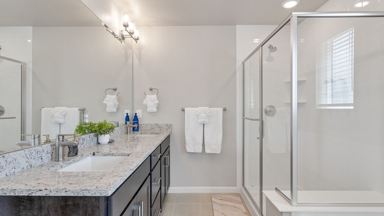 Photo of Bathroom in Dupont