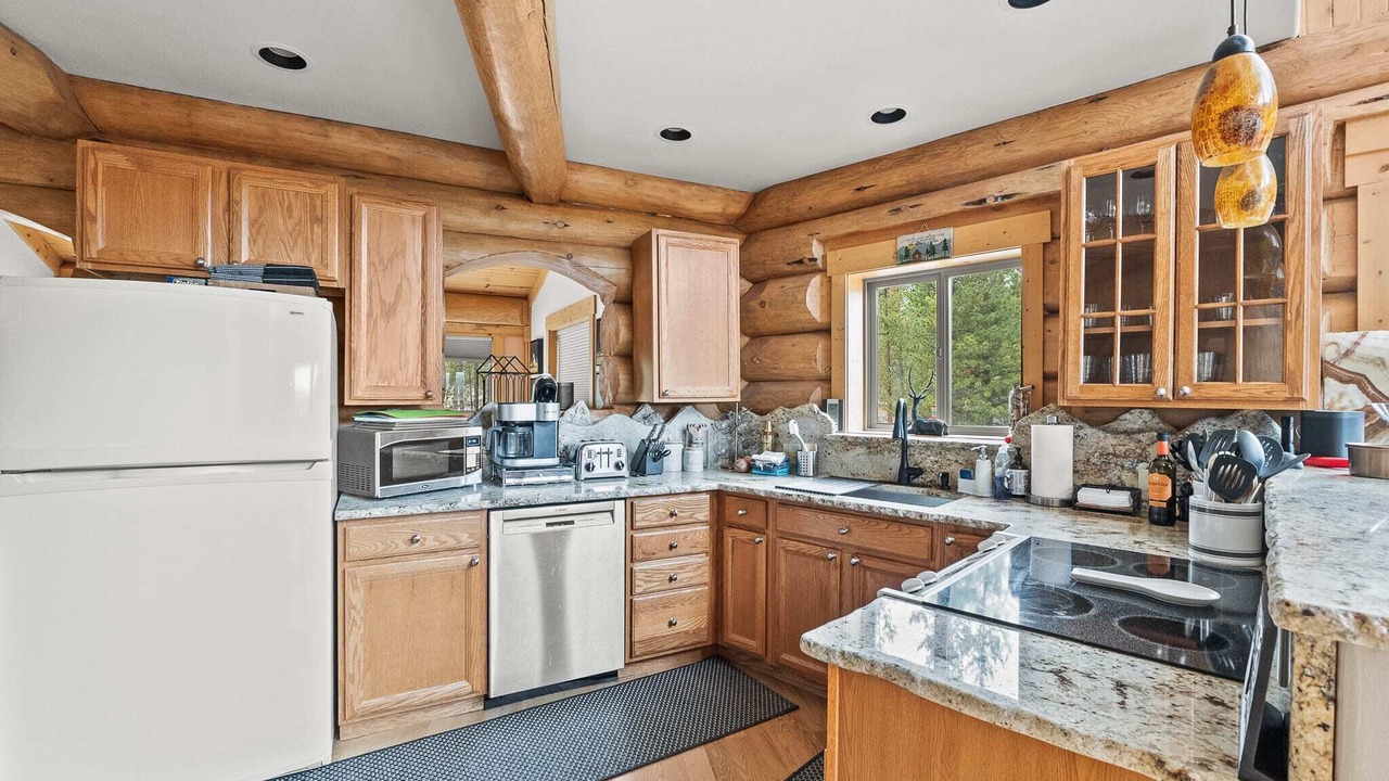 Photo of Kitchen in Twin Lakes