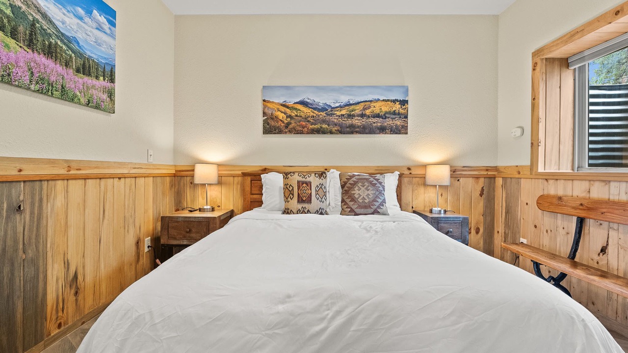 Photo of Bedroom in Twin Lakes