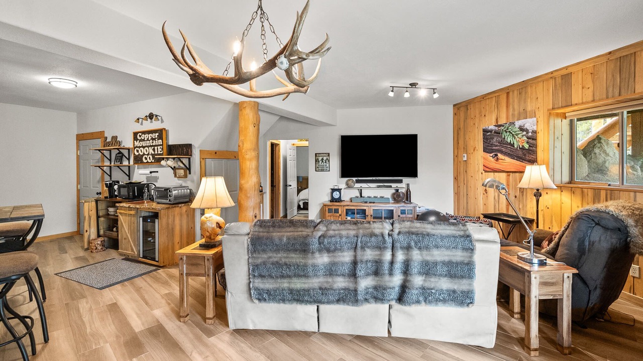 Photo of Livingroom in Twin Lakes