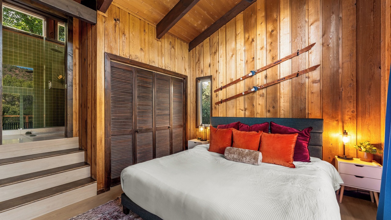 Photo of Bedroom in Glenwood Springs