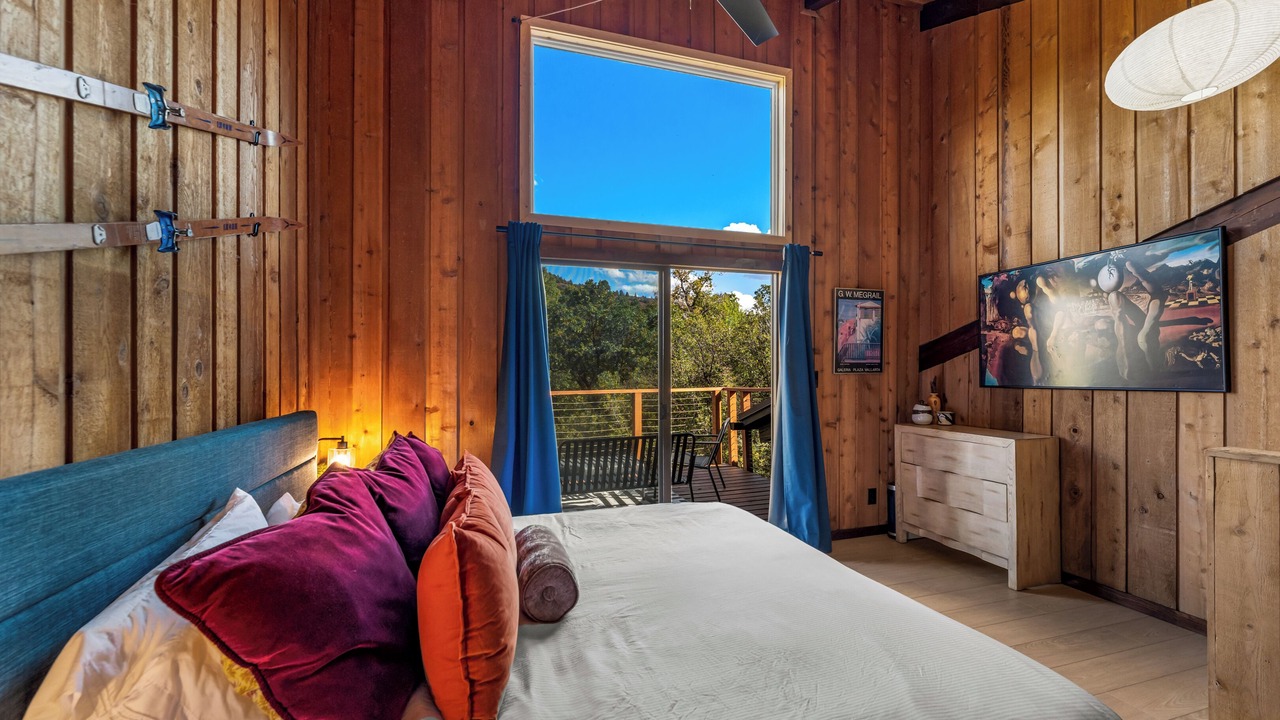 Photo of Bedroom in Glenwood Springs