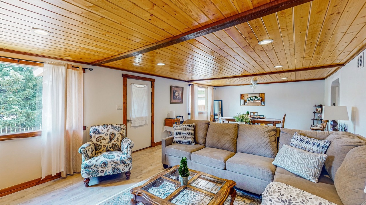 Photo of Livingroom in Leadville