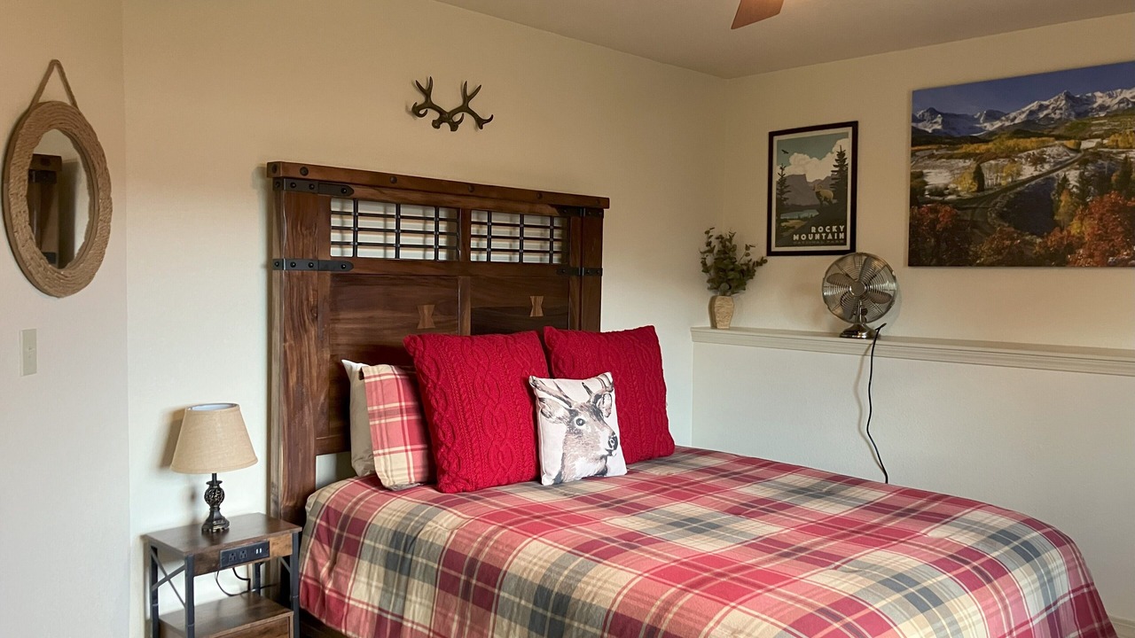 Photo of Bedroom in Monument