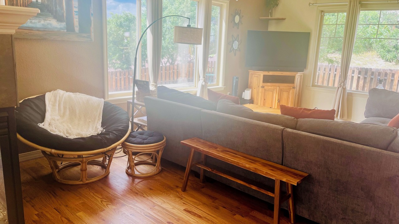 Photo of Livingroom in Monument