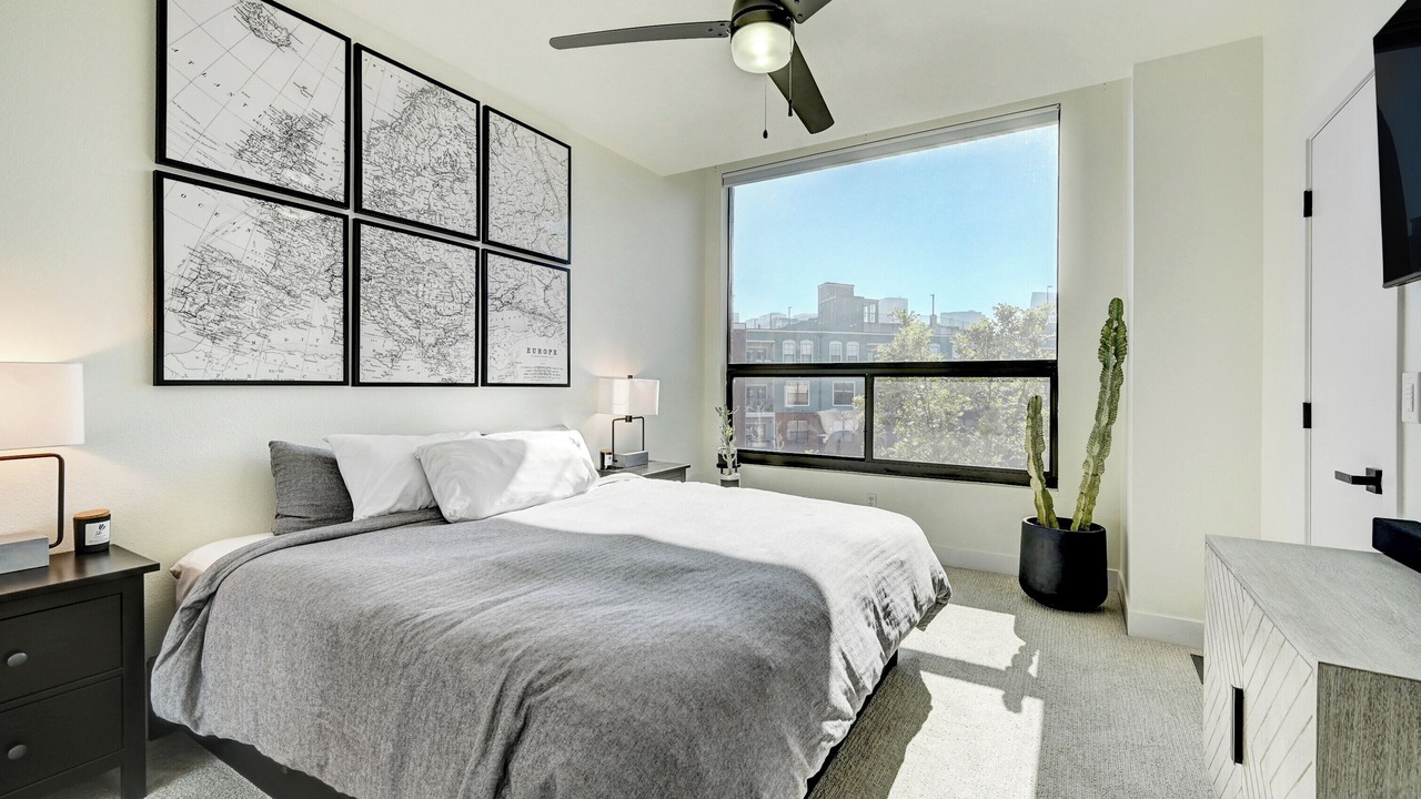 Photo of Bedroom in Ballpark