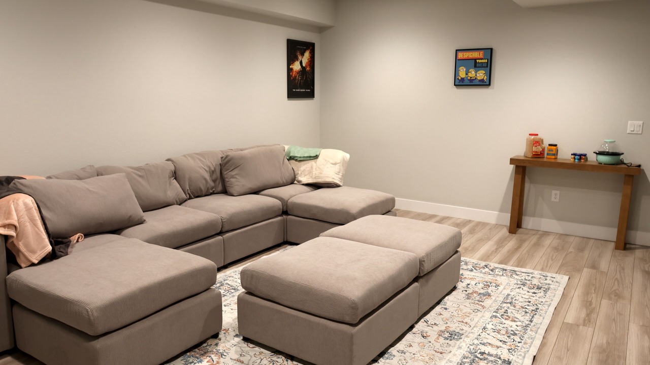 Photo of Livingroom in Aurora