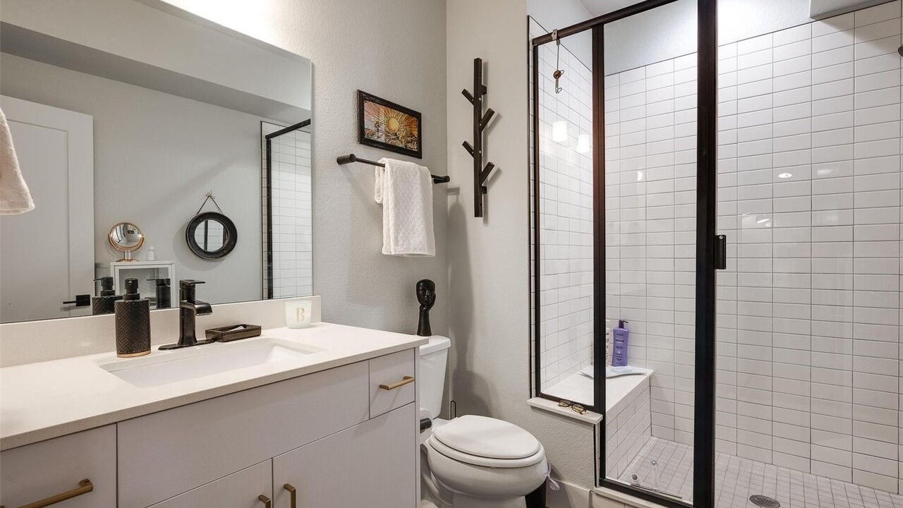 Photo of Bathroom in Aurora