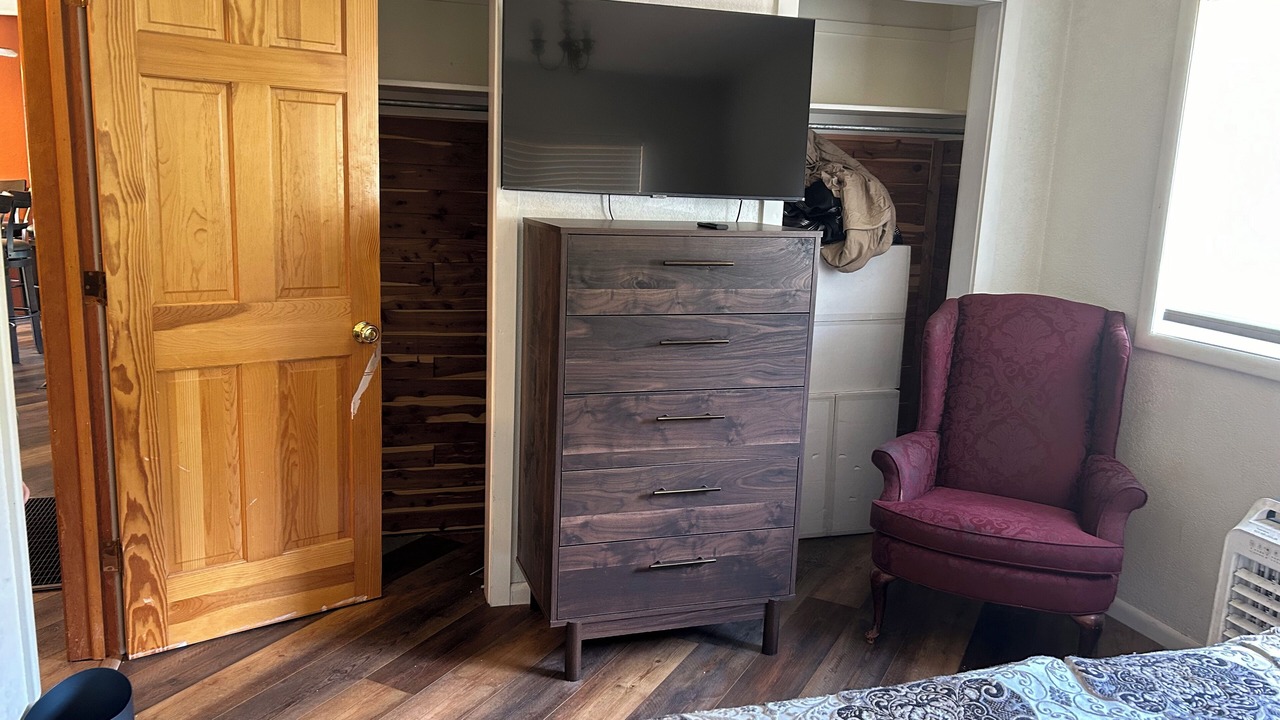 Photo of Bedroom in Deckers
