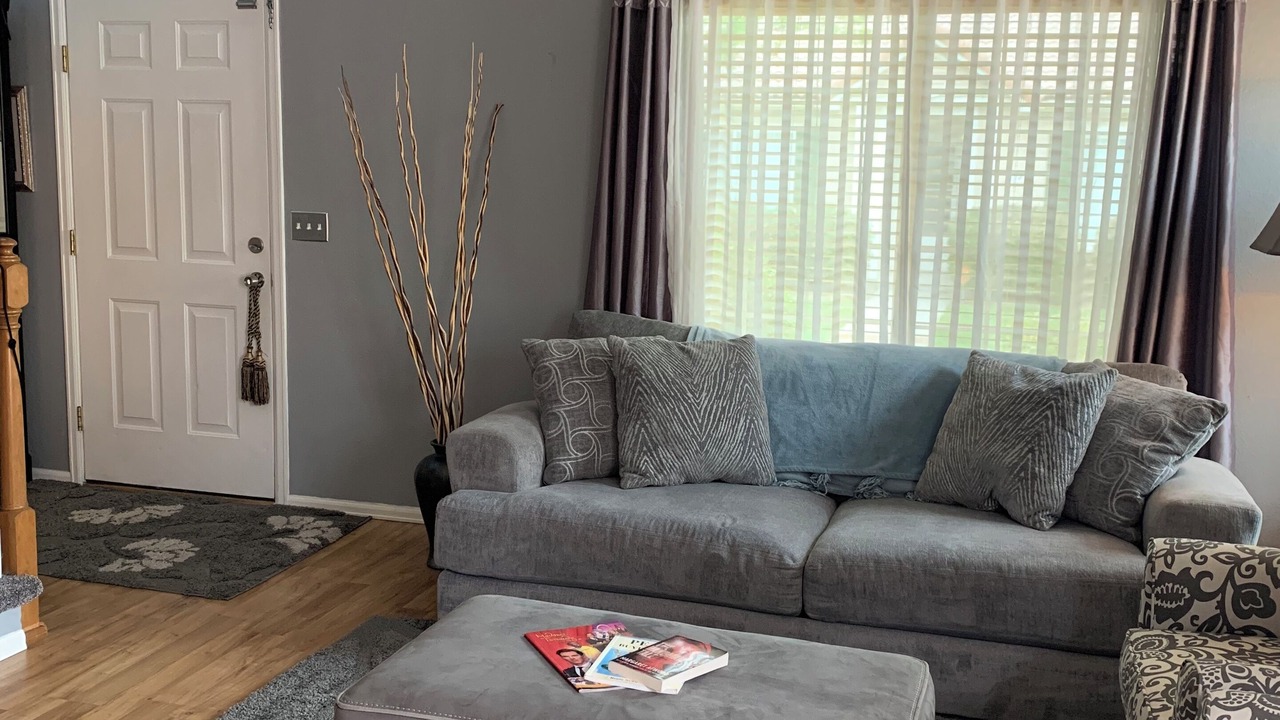 Photo of Livingroom in Green Valley Ranch