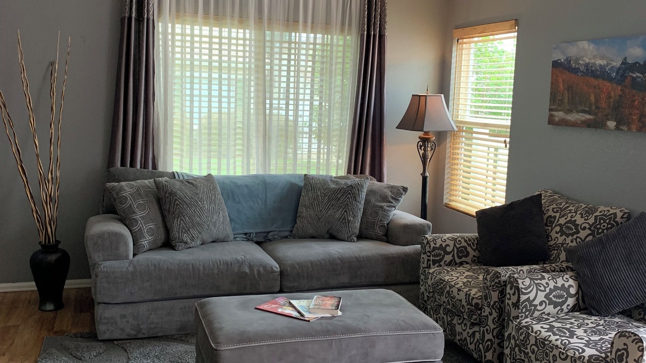 Photo of Livingroom in Green Valley Ranch