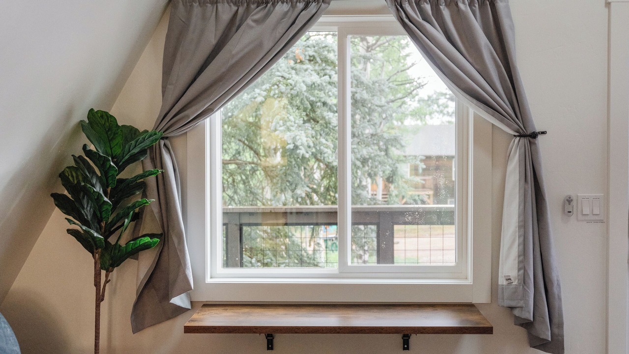 Photo of Livingroom in Divide