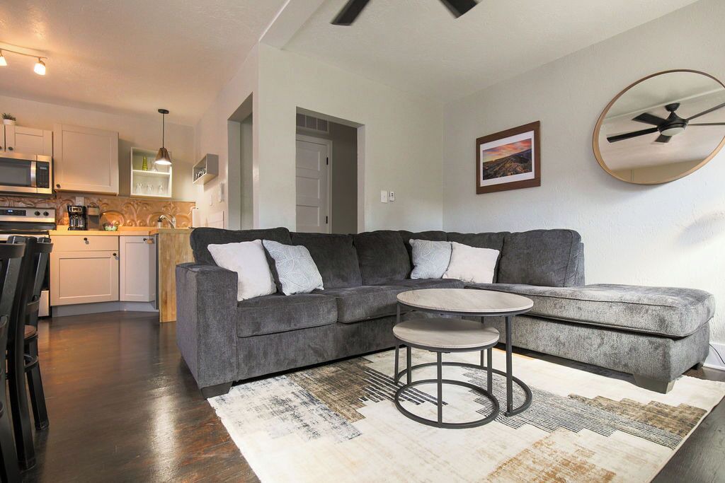 Photo of Livingroom in Canon City