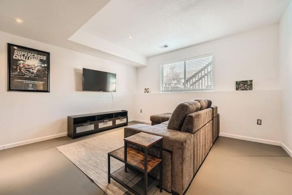 Photo of Livingroom in Castle Rock