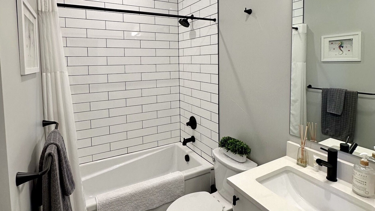 Photo of Bathroom in West Colfax