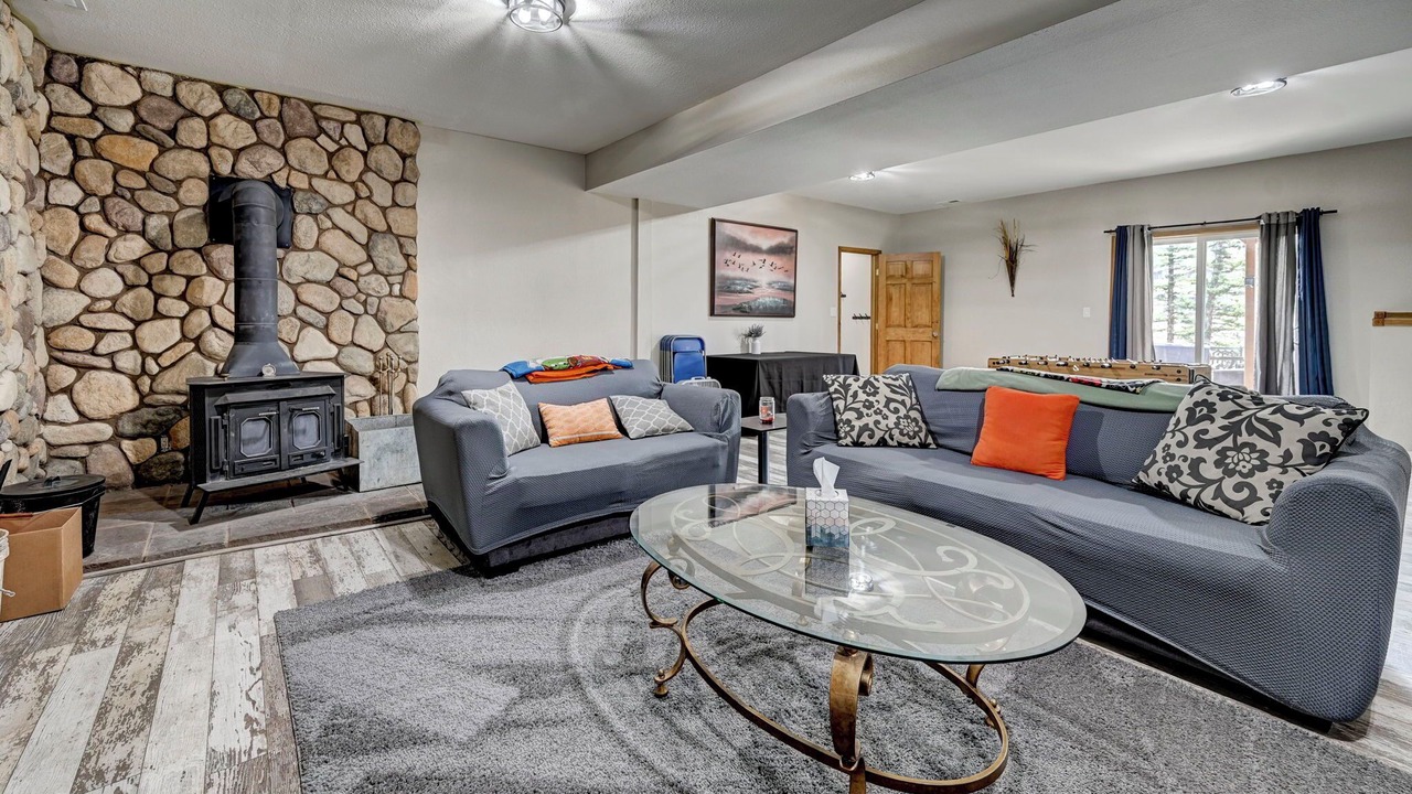 Photo of Livingroom in Spring Valley