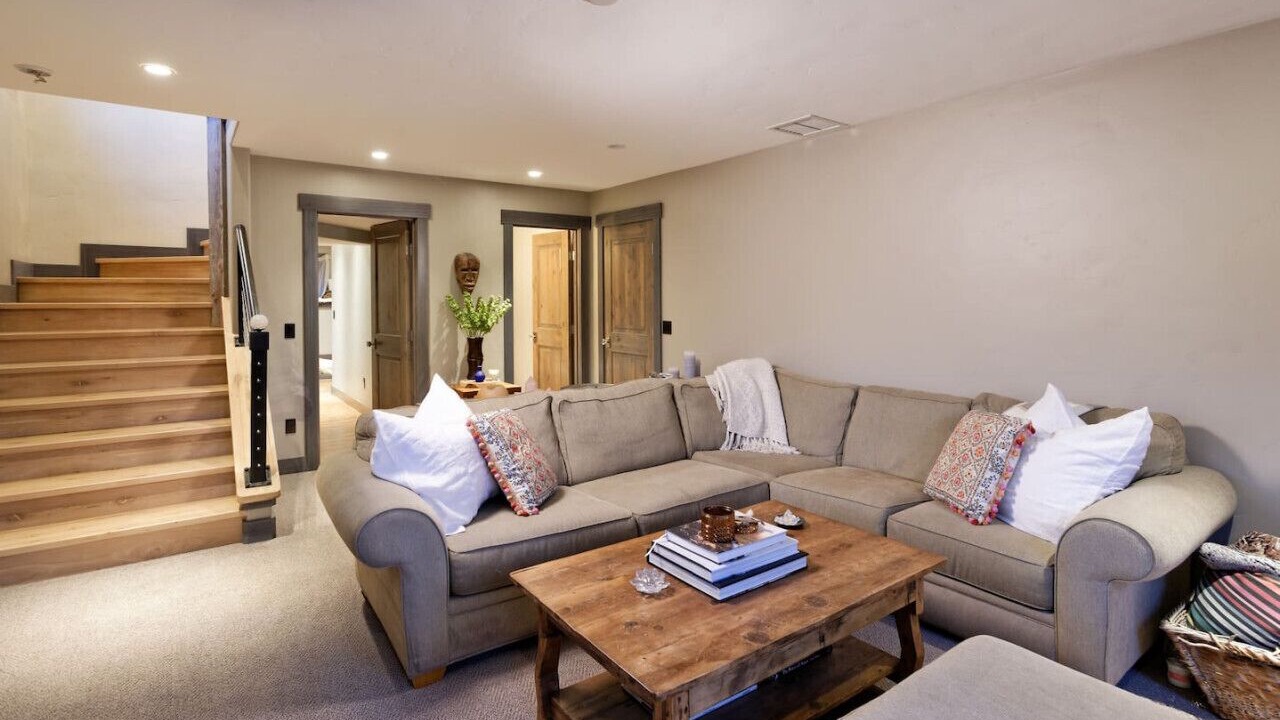 Photo of Livingroom in Basalt