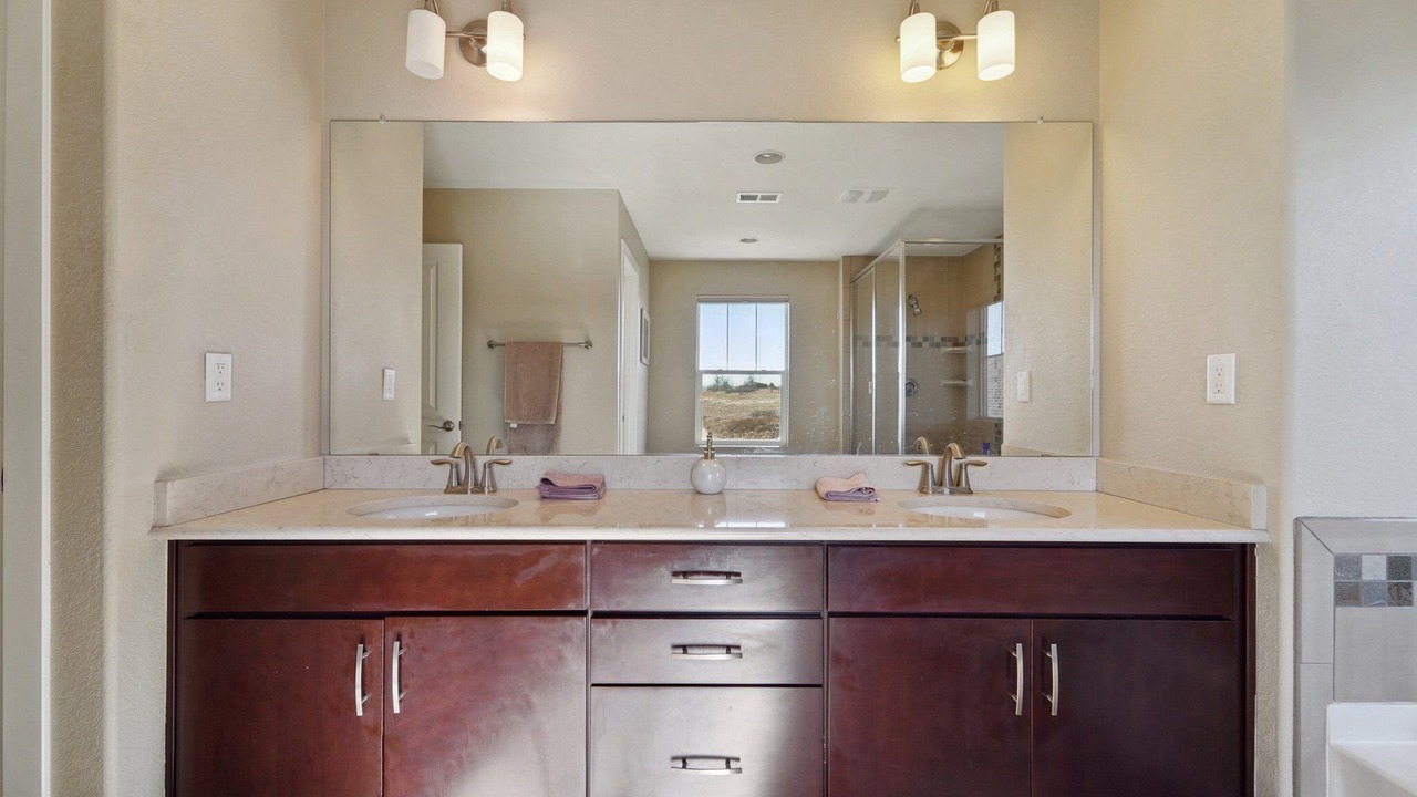 Photo of Bathroom in The Pinery