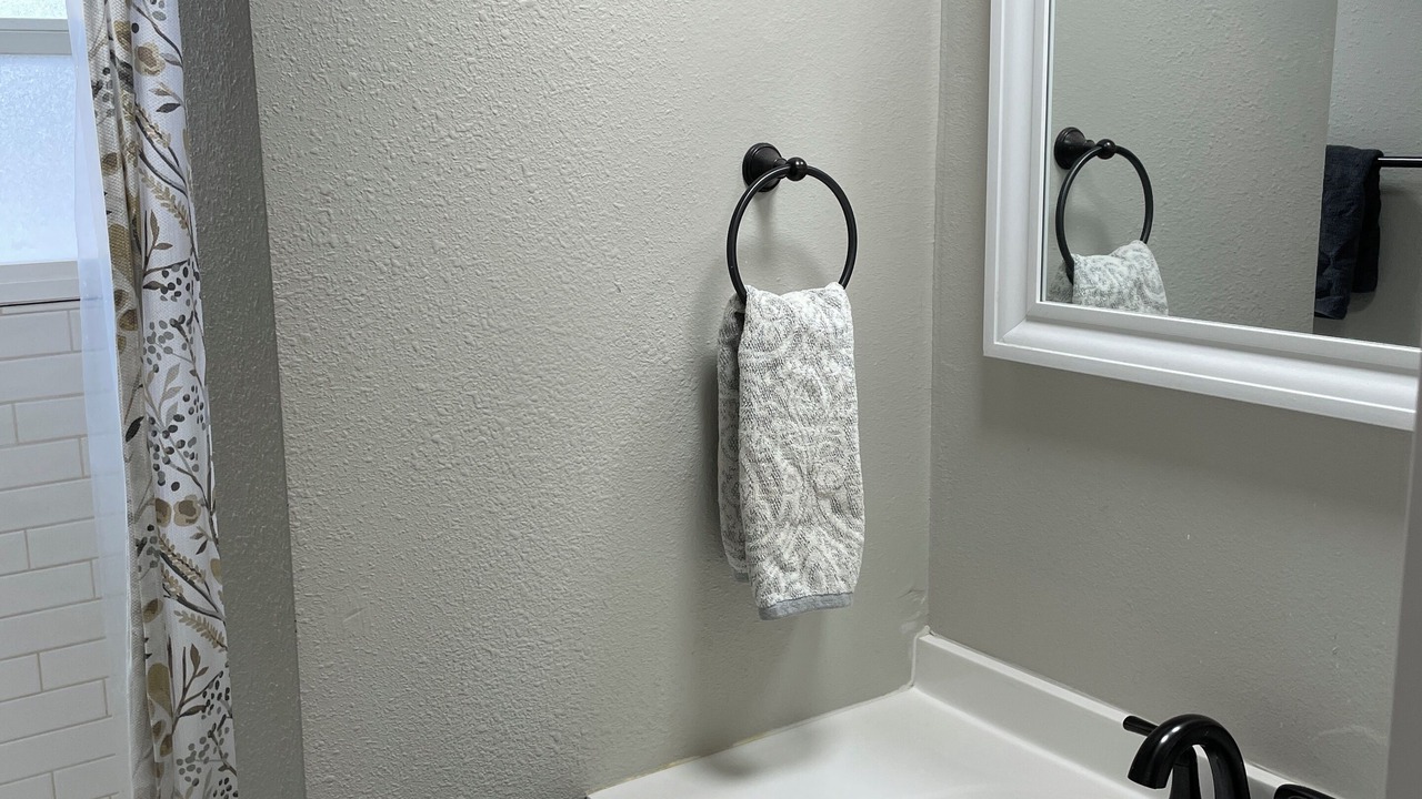 Photo of Bathroom in Cascade