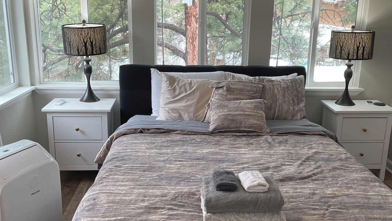 Photo of Bedroom in Cascade